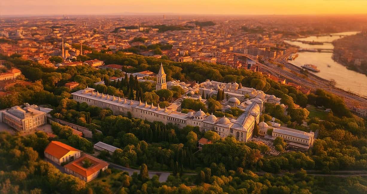 Istanbul: Topkapi Palace & Harem Museum Ticket & Audio Guide - Inside Topkapi: what to look for as you wander your route