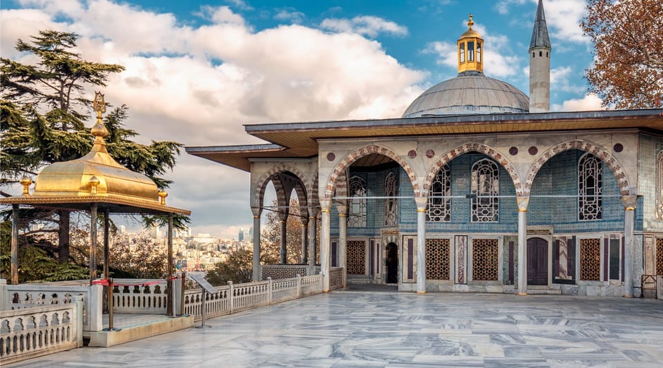 Istanbul: Topkapi Palace Skip-the-Line Ticket & Guided Tour - Topkapi Palace in 60 Minutes: Fast orientation, real context