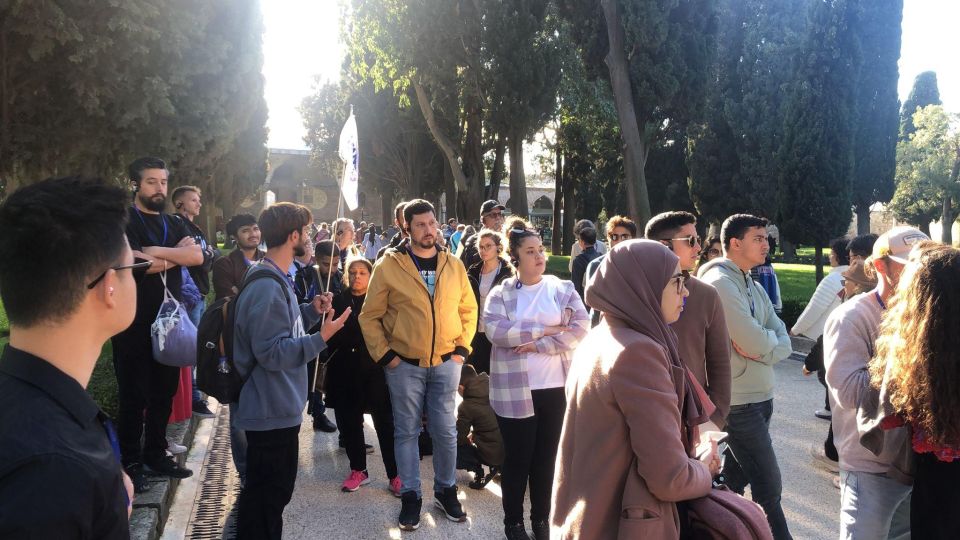 Istanbul: Topkapi Palace Skip-the-Line Ticket & Guided Tour - Skip-the-line entry: what it saves you, and what it won’t