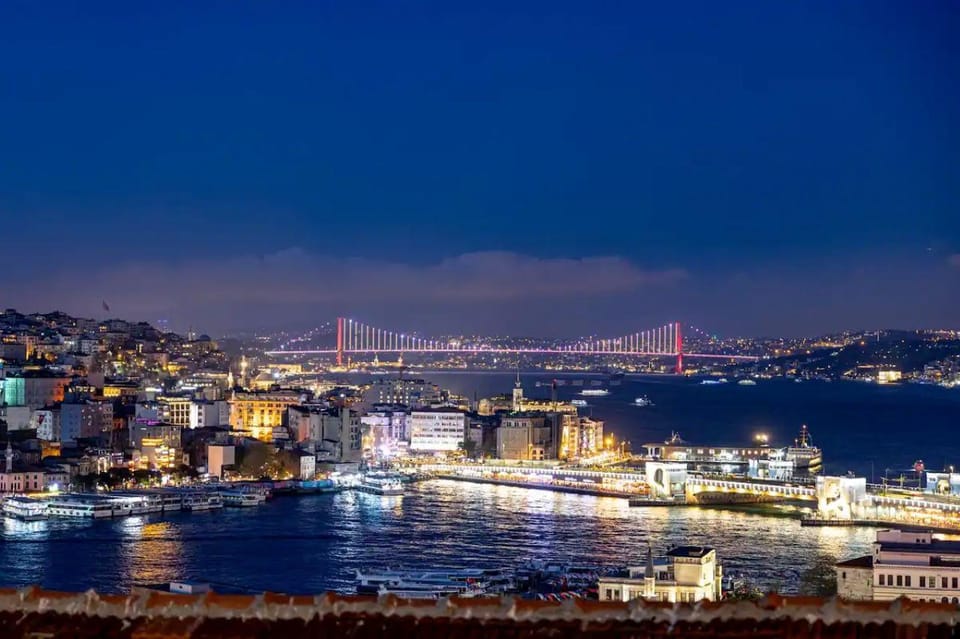 Istanbul: Turkish Food Night and Rooftop Experience - Fatih Dinner: Why a 130-Year-Old Restaurant Changes the Whole Meal