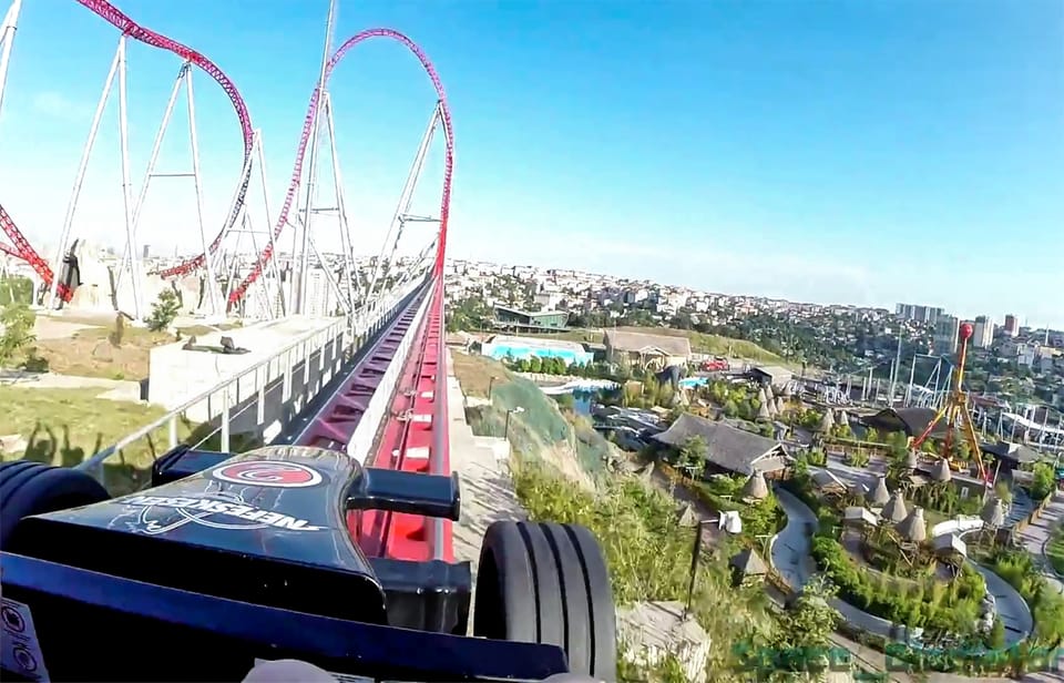 Istanbul: Vialand Theme Park Tickets with Package Options - Saray Salincagi: Big Capacity, Big Motion