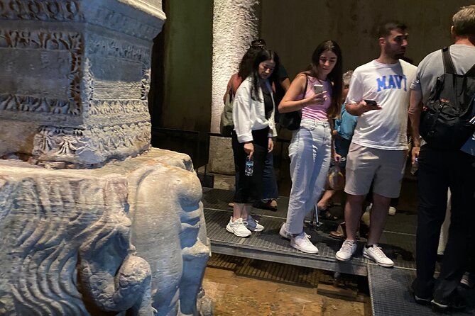 IstanbulBasilicaCistern/fastEntranceEnglish/Spanish (not tickets) - Meeting point and timing: how to avoid stress