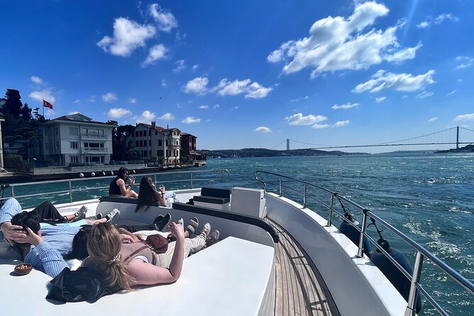 Luxury Bosphorus Yacht Tour – Asian Side Stop & Exploration - Starting at Kabataş: what your 2.5 hours actually feels like