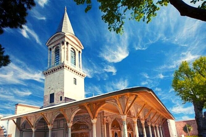 Private Guided Basilica Cistern and Topkapi Palace with Skip Line - Topkapi Palace highlights: Treasury, Harem, and the gardens