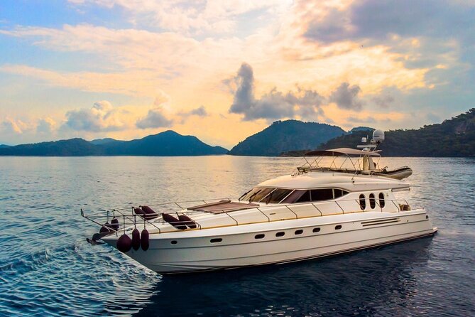 Private Luxury Yacht Cruise on Bosphorus - Why this Bosphorus cruise feels different from sightseeing buses