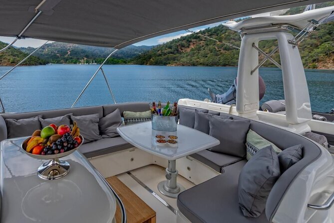 Private Luxury Yacht Cruise on Bosphorus - Logistics that can trip you up (so you can avoid the stress)