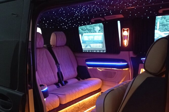 Private VIP Minivan Luxury & Family Friendly Meet Transfer - Communication and timing: what the good reviews signal