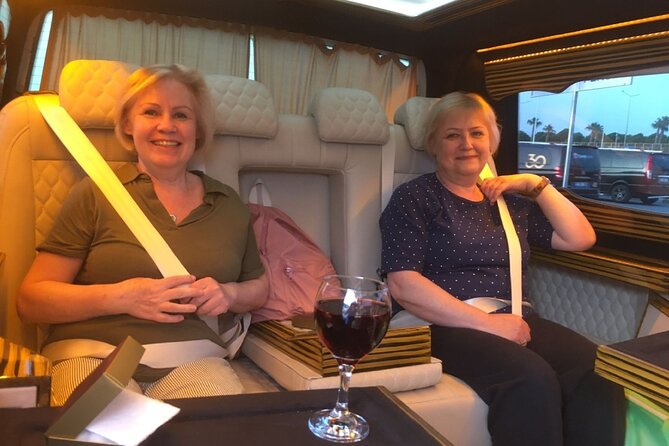 Private VIP Minivan Luxury & Family Friendly Meet Transfer - When things go wrong: delays, wrong airport, or vehicle mix-ups
