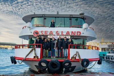 Short Bosphorus Cruise Tour With Hotel Pickup And Audio Guide - Getting to SeaLand Travel Agency in Eminönü without stress