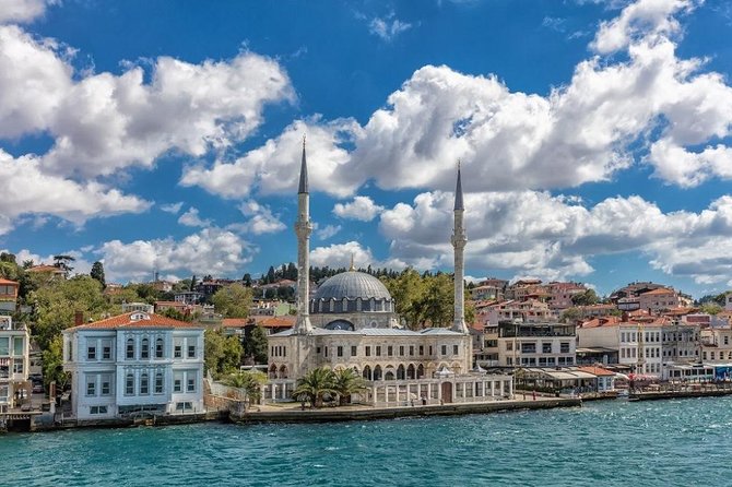 Small-Group Bosphorus Cruise and Istanbul’s Egyptian Bazaar - Waterfront Stops: Getting Oriented to Dolmabahçe and Rumeli Hisarı