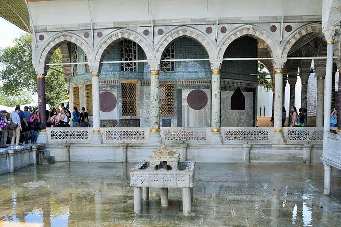 Small-Group Topkapi Palace and Harem Tour with Tickets - Why This 3-Hour Topkapi Combo Works So Well