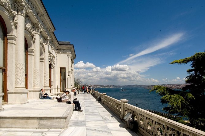 Small-Group Topkapi Palace and Harem Tour with Tickets - Before You Enter: How the Guide Gets You Oriented Fast