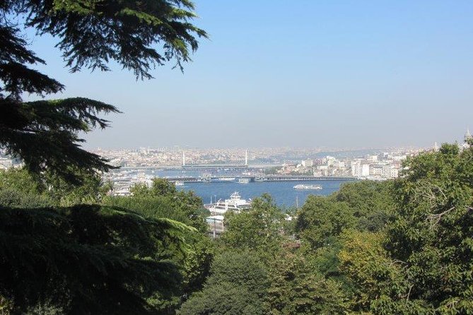 Small-Group Topkapi Palace and Harem Tour with Tickets - Stop 3: The Harem, Including Queen Mother Rule (Not Just Myth)
