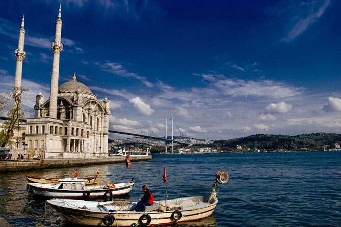 Sunset Cruise with Stop along Asia: Discover Istanbul's Bosphorus - Rumeli Hisarı: the fortress that makes the Ottoman strategy feel real